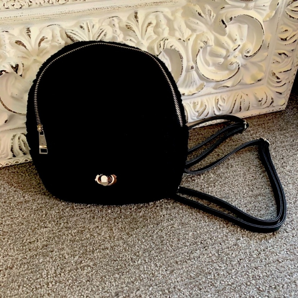 Teddy Black Backpack🖤🖤🖤